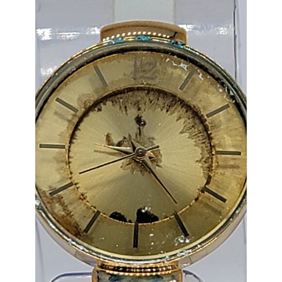 Elegant Gold-Tone Watch with White Leather Strap – Minimalist Design for Women main image 8